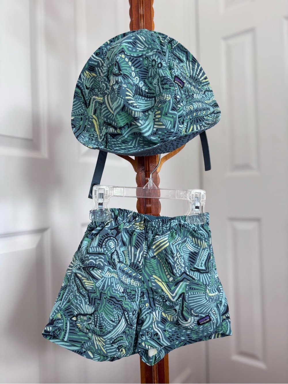 Patagonia Kids Teal & Blue Baggies Hat and Shorts